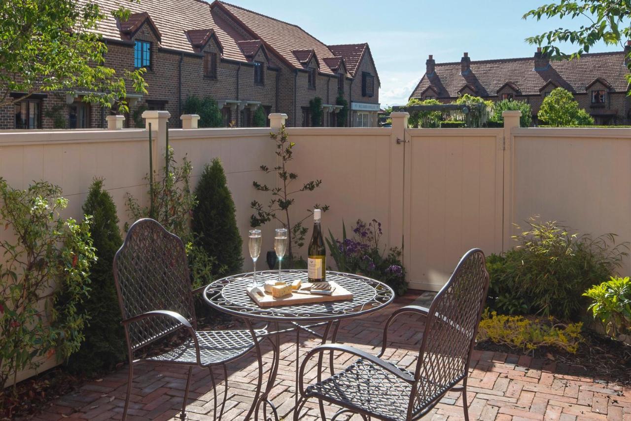 The Village Green Apartment Nelson Luaran gambar