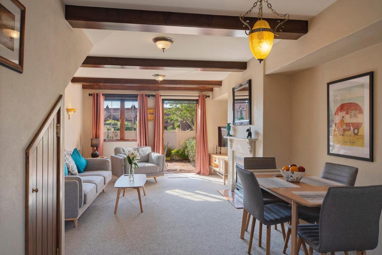 The Village Green Apartment Nelson Luaran gambar